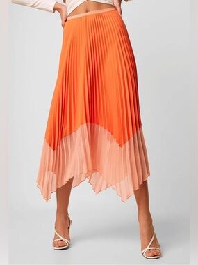 Pleated midi skirt
